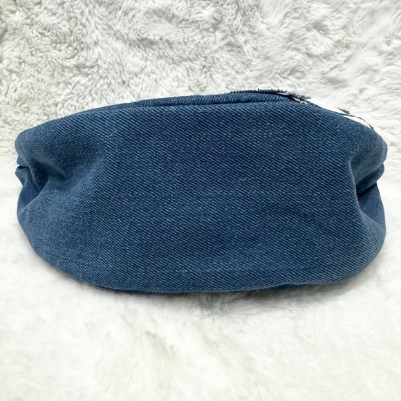 *NWT* Disney Stitch Blue Denim Crossbody Bag - Picture 5 of 7